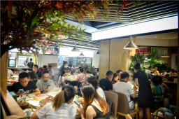 舌尖上的“财富”,加盟首选江南网页版火锅